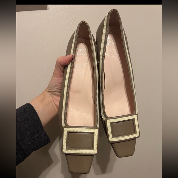 Roger Vivier Shoes - Roger Vivier Beige Square-Toe Flats